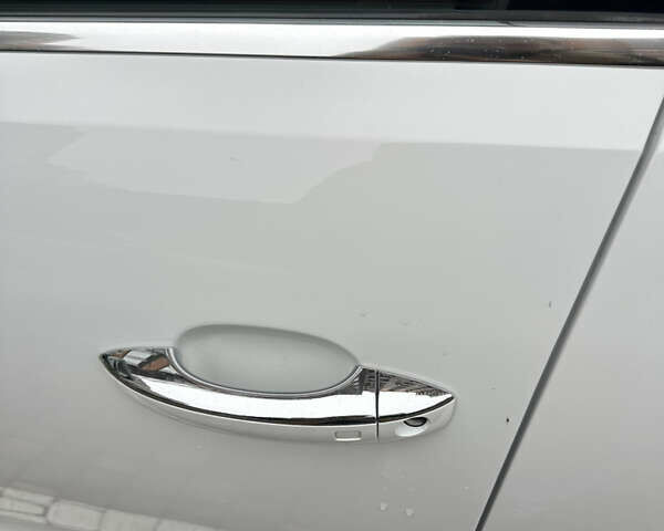 Белый Ауди Ку 5, объемом двигателя 2 л и пробегом 155 тыс. км за 24500 $, фото 15 на Automoto.ua