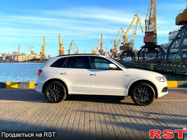Ауди Ку 5 2015 в Одессе на Automoto.ua Белый Ауди Ку 5, объемом двигателя 3 л и пробегом 136 тыс. км за 22999 $, фото 1 на Automoto.ua