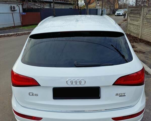 Білий Ауді Ку 5, об'ємом двигуна 2 л та пробігом 190 тис. км за 15555 $, фото 6 на Automoto.ua