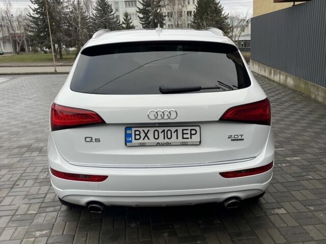 Білий Ауді Ку 5, об'ємом двигуна 2 л та пробігом 153 тис. км за 15999 $, фото 4 на Automoto.ua