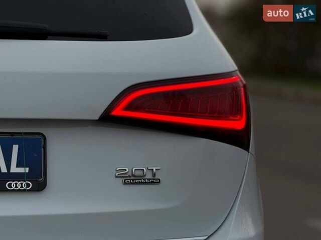 Білий Ауді Ку 5, об'ємом двигуна 1.98 л та пробігом 167 тис. км за 17000 $, фото 23 на Automoto.ua