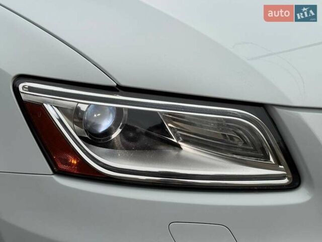 Белый Ауди Ку 5, объемом двигателя 2 л и пробегом 124 тыс. км за 16400 $, фото 2 на Automoto.ua