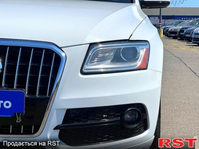 Белый Ауди Ку 5, объемом двигателя 2 л и пробегом 197 тыс. км за 15500 $, фото 1 на Automoto.ua