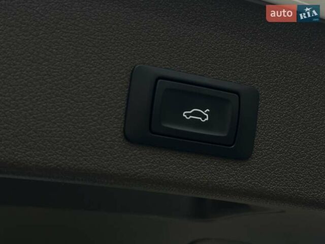 Белый Ауди Ку 5, объемом двигателя 1.98 л и пробегом 176 тыс. км за 17999 $, фото 23 на Automoto.ua