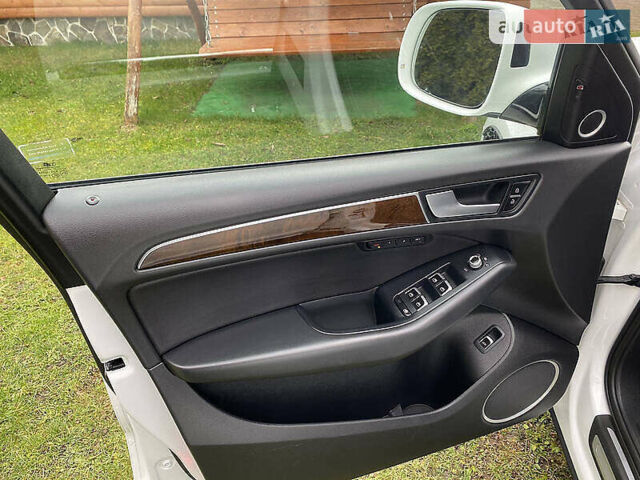 Білий Ауді Ку 5, об'ємом двигуна 3 л та пробігом 275 тис. км за 21800 $, фото 16 на Automoto.ua