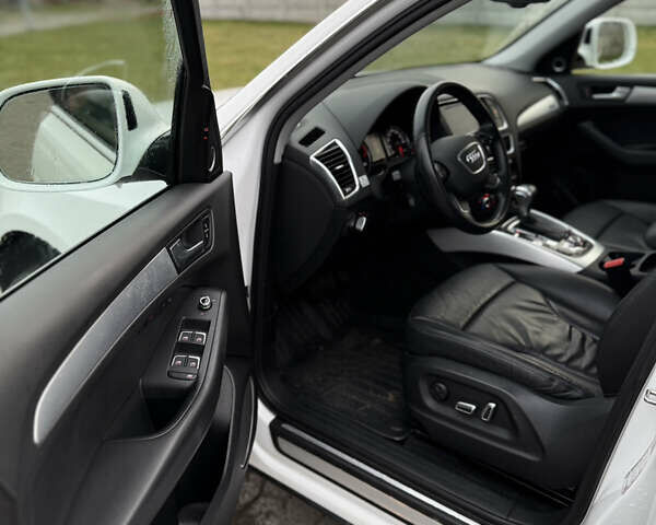 Белый Ауди Ку 5, объемом двигателя 3 л и пробегом 244 тыс. км за 18900 $, фото 11 на Automoto.ua