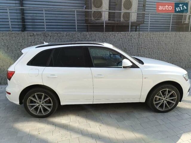Білий Ауді Ку 5, об'ємом двигуна 3 л та пробігом 202 тис. км за 11800 $, фото 7 на Automoto.ua