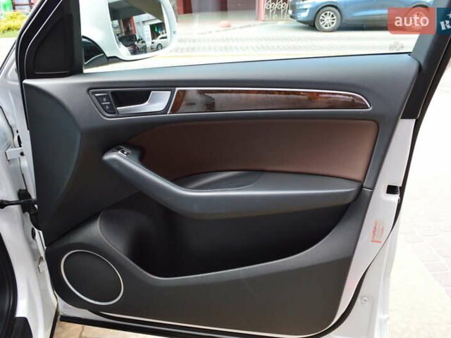 Белый Ауди Ку 5, объемом двигателя 2 л и пробегом 98 тыс. км за 15900 $, фото 40 на Automoto.ua