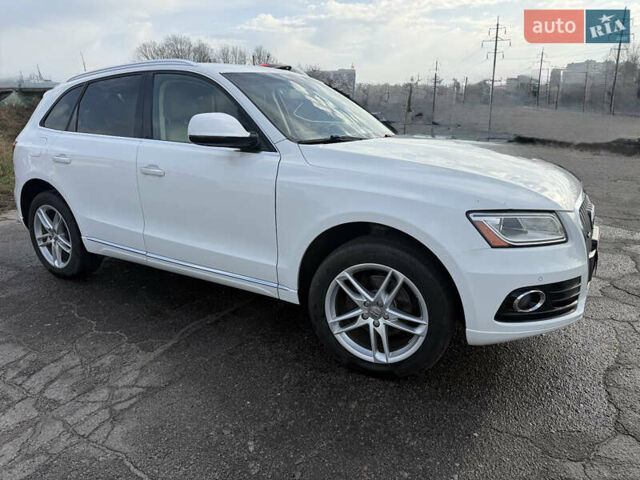 Білий Ауді Ку 5, об'ємом двигуна 2 л та пробігом 201 тис. км за 15999 $, фото 6 на Automoto.ua
