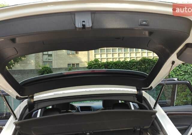 Білий Ауді Ку 5, об'ємом двигуна 3 л та пробігом 133 тис. км за 20300 $, фото 25 на Automoto.ua