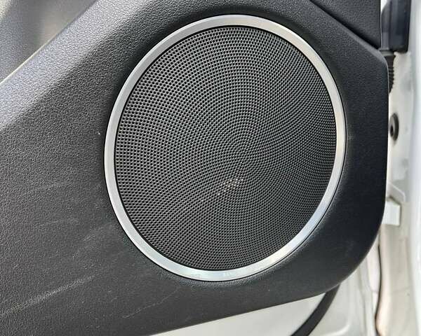 Ауді Ку 5 2015 у Львові на Automoto.ua Білий Ауді Ку 5, об'ємом двигуна 2.97 л та пробігом 162 тис. км за 22000 $, фото 11 на Automoto.ua