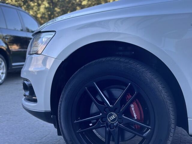 Белый Ауди Ку 5, объемом двигателя 3 л и пробегом 189 тыс. км за 16000 $, фото 11 на Automoto.ua