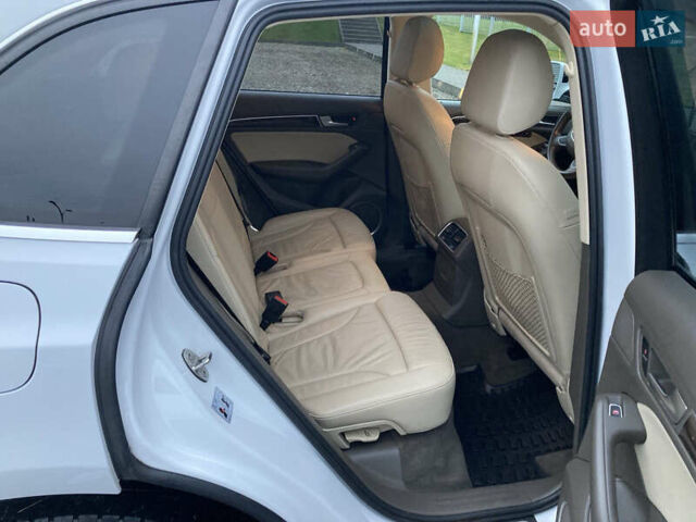 Белый Ауди Ку 5, объемом двигателя 1.98 л и пробегом 162 тыс. км за 18000 $, фото 11 на Automoto.ua