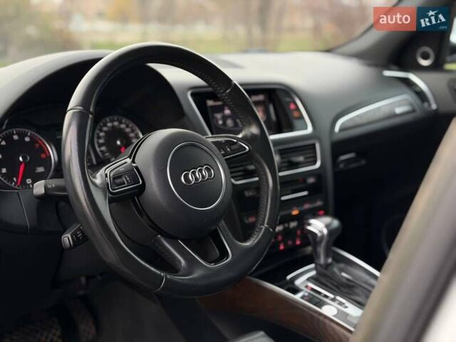 Білий Ауді Ку 5, об'ємом двигуна 1.98 л та пробігом 167 тис. км за 17000 $, фото 40 на Automoto.ua