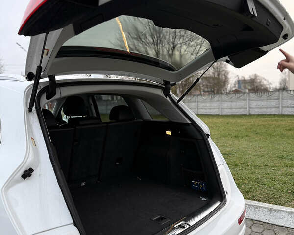 Белый Ауди Ку 5, объемом двигателя 3 л и пробегом 244 тыс. км за 18900 $, фото 17 на Automoto.ua