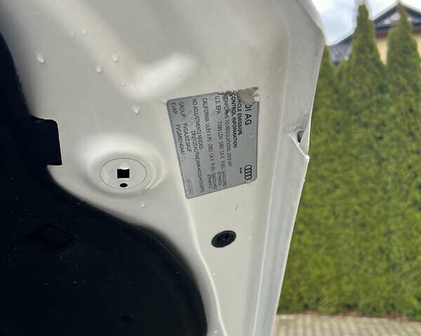 Білий Ауді Ку 5, об'ємом двигуна 2 л та пробігом 205 тис. км за 13450 $, фото 37 на Automoto.ua