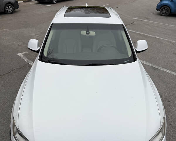 Белый Ауди Ку 5, объемом двигателя 1.98 л и пробегом 188 тыс. км за 13800 $, фото 5 на Automoto.ua