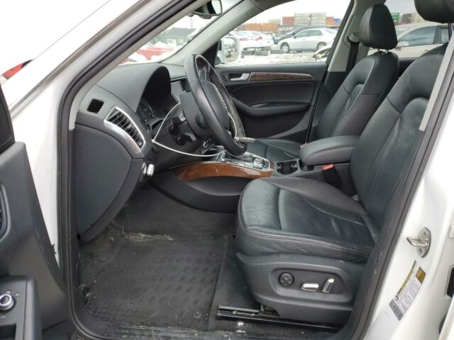 Белый Ауди Ку 5, объемом двигателя 2 л и пробегом 243 тыс. км за 9300 $, фото 6 на Automoto.ua