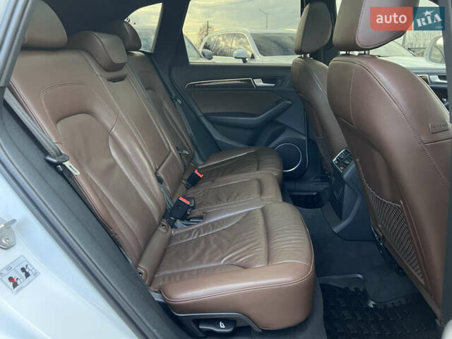 Белый Ауди Ку 5, объемом двигателя 2 л и пробегом 212 тыс. км за 14990 $, фото 34 на Automoto.ua