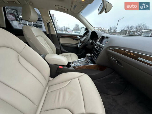 Білий Ауді Ку 5, об'ємом двигуна 2 л та пробігом 200 тис. км за 14990 $, фото 77 на Automoto.ua