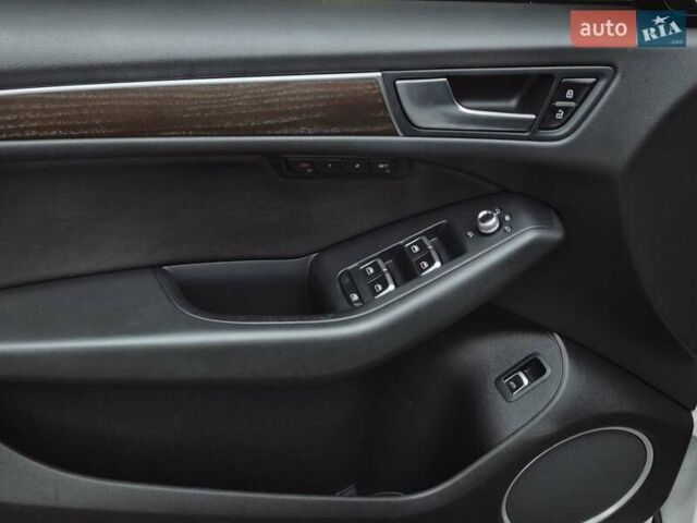 Белый Ауди Ку 5, объемом двигателя 2 л и пробегом 185 тыс. км за 17700 $, фото 22 на Automoto.ua