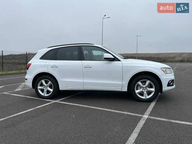 Белый Ауди Ку 5, объемом двигателя 2 л и пробегом 199 тыс. км за 15300 $, фото 3 на Automoto.ua