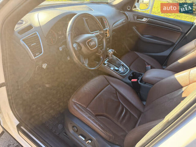 Белый Ауди Ку 5, объемом двигателя 1.98 л и пробегом 139 тыс. км за 16499 $, фото 7 на Automoto.ua