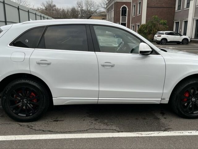 Білий Ауді Ку 5, об'ємом двигуна 2 л та пробігом 206 тис. км за 13000 $, фото 3 на Automoto.ua