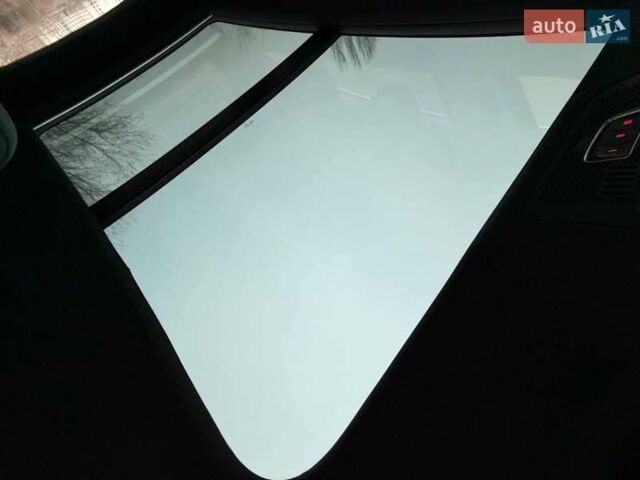 Білий Ауді Ку 5, об'ємом двигуна 1.98 л та пробігом 167 тис. км за 17000 $, фото 71 на Automoto.ua