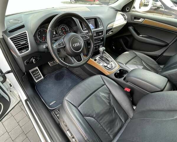 Ауді Ку 5 2015 у Львові на Automoto.ua Білий Ауді Ку 5, об'ємом двигуна 2.97 л та пробігом 162 тис. км за 22000 $, фото 20 на Automoto.ua