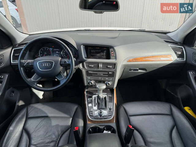 Белый Ауди Ку 5, объемом двигателя 1.98 л и пробегом 78 тыс. км за 19700 $, фото 4 на Automoto.ua