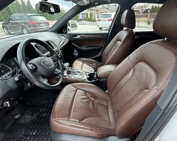 Белый Ауди Ку 5, объемом двигателя 1.98 л и пробегом 170 тыс. км за 19000 $, фото 12 на Automoto.ua