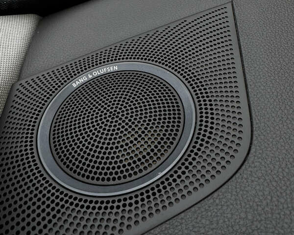 Белый Ауди Ку 5, объемом двигателя 1.98 л и пробегом 160 тыс. км за 18000 $, фото 15 на Automoto.ua