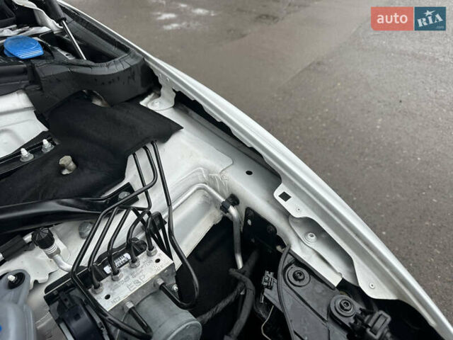 Білий Ауді Ку 5, об'ємом двигуна 2 л та пробігом 200 тис. км за 14990 $, фото 100 на Automoto.ua