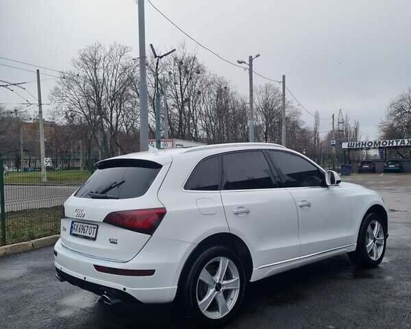 Белый Ауди Ку 5, объемом двигателя 1.98 л и пробегом 129 тыс. км за 15000 $, фото 24 на Automoto.ua