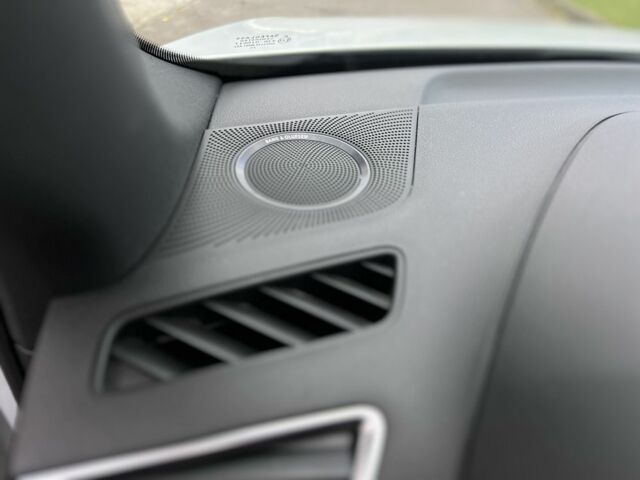 Білий Ауді Ку 5, об'ємом двигуна 2 л та пробігом 167 тис. км за 14699 $, фото 14 на Automoto.ua