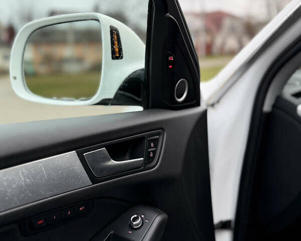 Белый Ауди Ку 5, объемом двигателя 3 л и пробегом 244 тыс. км за 18900 $, фото 12 на Automoto.ua