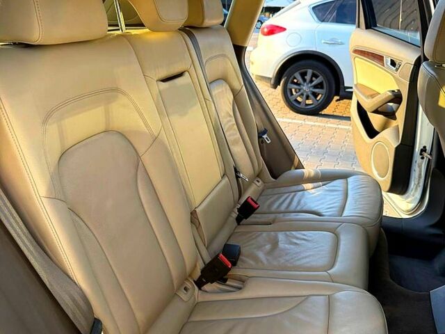 Білий Ауді Ку 5, об'ємом двигуна 2 л та пробігом 124 тис. км за 18499 $, фото 3 на Automoto.ua