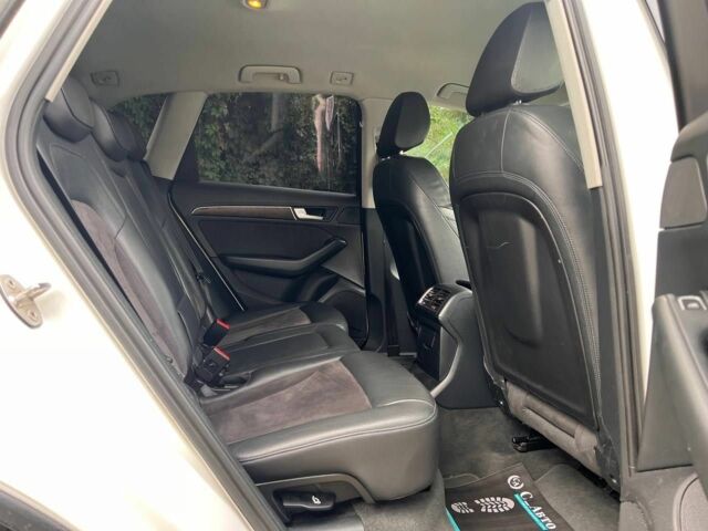 Білий Ауді Ку 5, об'ємом двигуна 2 л та пробігом 223 тис. км за 18900 $, фото 21 на Automoto.ua