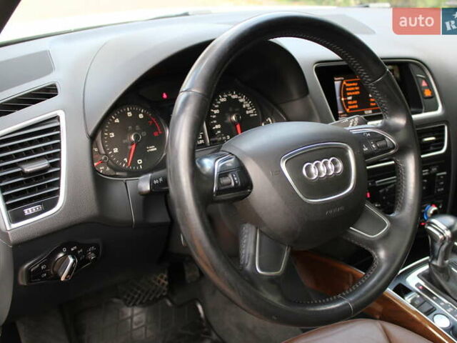 Белый Ауди Ку 5, объемом двигателя 1.98 л и пробегом 157 тыс. км за 16700 $, фото 12 на Automoto.ua