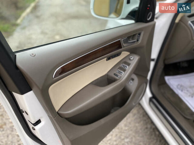 Белый Ауди Ку 5, объемом двигателя 0 л и пробегом 93 тыс. км за 15950 $, фото 11 на Automoto.ua