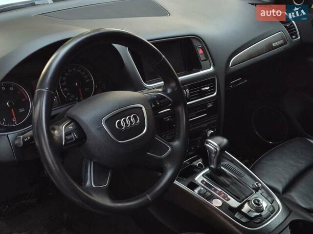 Белый Ауди Ку 5, объемом двигателя 2 л и пробегом 185 тыс. км за 17700 $, фото 13 на Automoto.ua