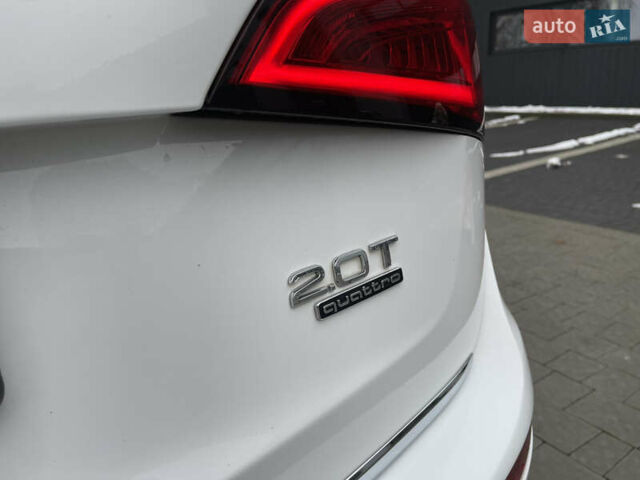 Білий Ауді Ку 5, об'ємом двигуна 2 л та пробігом 250 тис. км за 13999 $, фото 15 на Automoto.ua