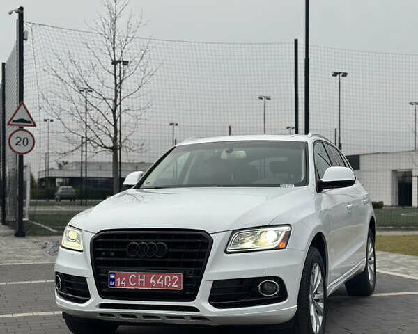 Білий Ауді Ку 5, об'ємом двигуна 2 л та пробігом 113 тис. км за 16500 $, фото 4 на Automoto.ua