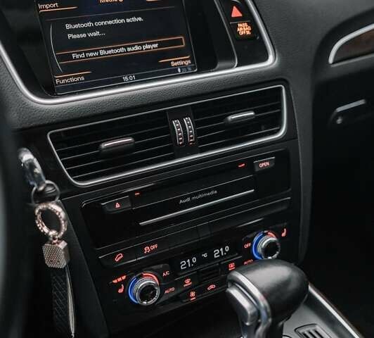 Белый Ауди Ку 5, объемом двигателя 1.98 л и пробегом 170 тыс. км за 14600 $, фото 33 на Automoto.ua