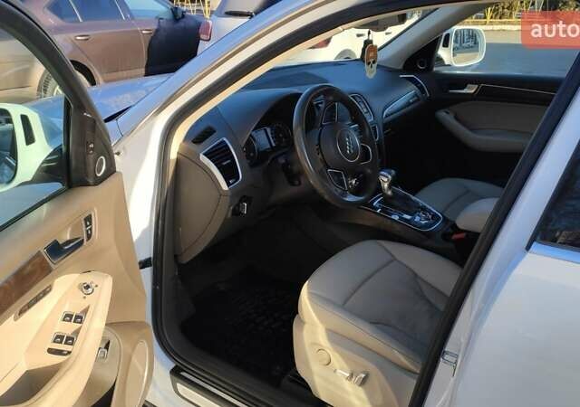 Білий Ауді Ку 5, об'ємом двигуна 2.97 л та пробігом 236 тис. км за 20500 $, фото 5 на Automoto.ua