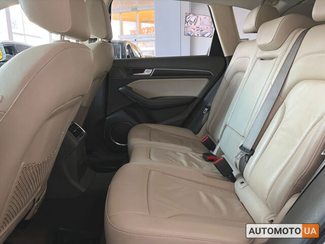 Білий Ауді Ку 5, об'ємом двигуна 2 л та пробігом 179 тис. км за 18100 $, фото 9 на Automoto.ua