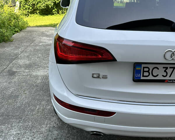 Белый Ауди Ку 5, объемом двигателя 1.98 л и пробегом 155 тыс. км за 15800 $, фото 7 на Automoto.ua