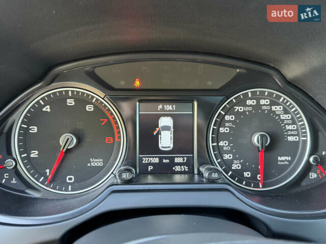 Белый Ауди Ку 5, объемом двигателя 1.98 л и пробегом 229 тыс. км за 16000 $, фото 23 на Automoto.ua