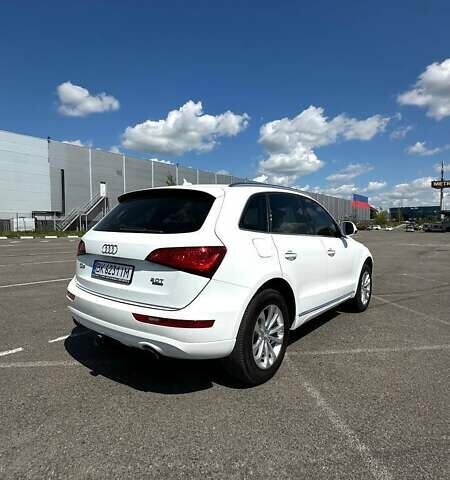 Белый Ауди Ку 5, объемом двигателя 1.98 л и пробегом 165 тыс. км за 15000 $, фото 7 на Automoto.ua